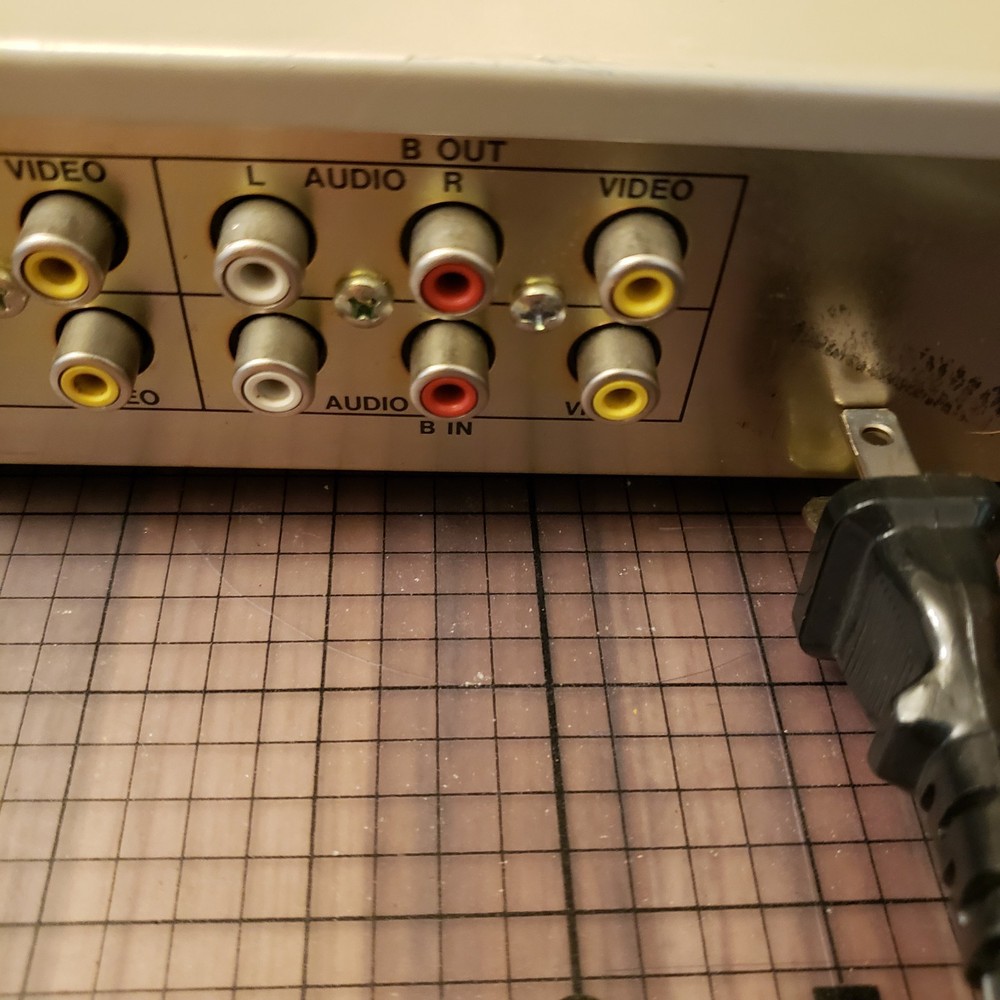 Archer 15-1274 Video Special Effects Switcher Analog POWERS ON, UNTESTED