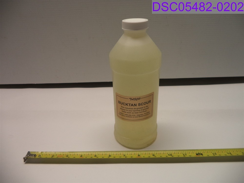 1 Quart Tasco BuckTan Scour