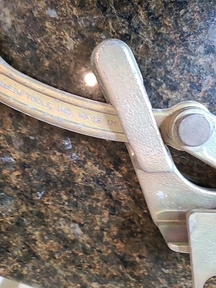 KLEIN TOOLS 1685-31 Cable Pulling Jaw Grip Parallel 5/8'' to 1.25" Wire Puller