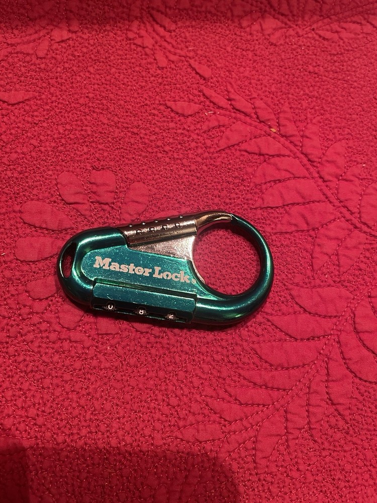 MASTERLOCK Backpack Resettable Combination Locks LUGGAGE Bundle, Green