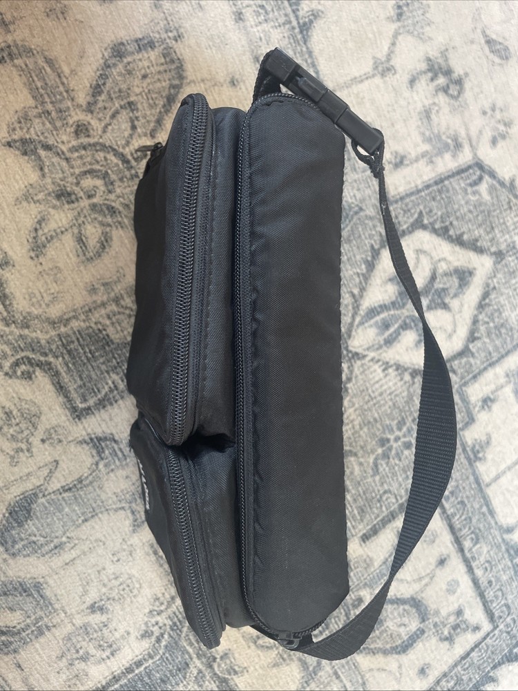VINTAGE Case Logic CD Carrying Case Very Good Condition