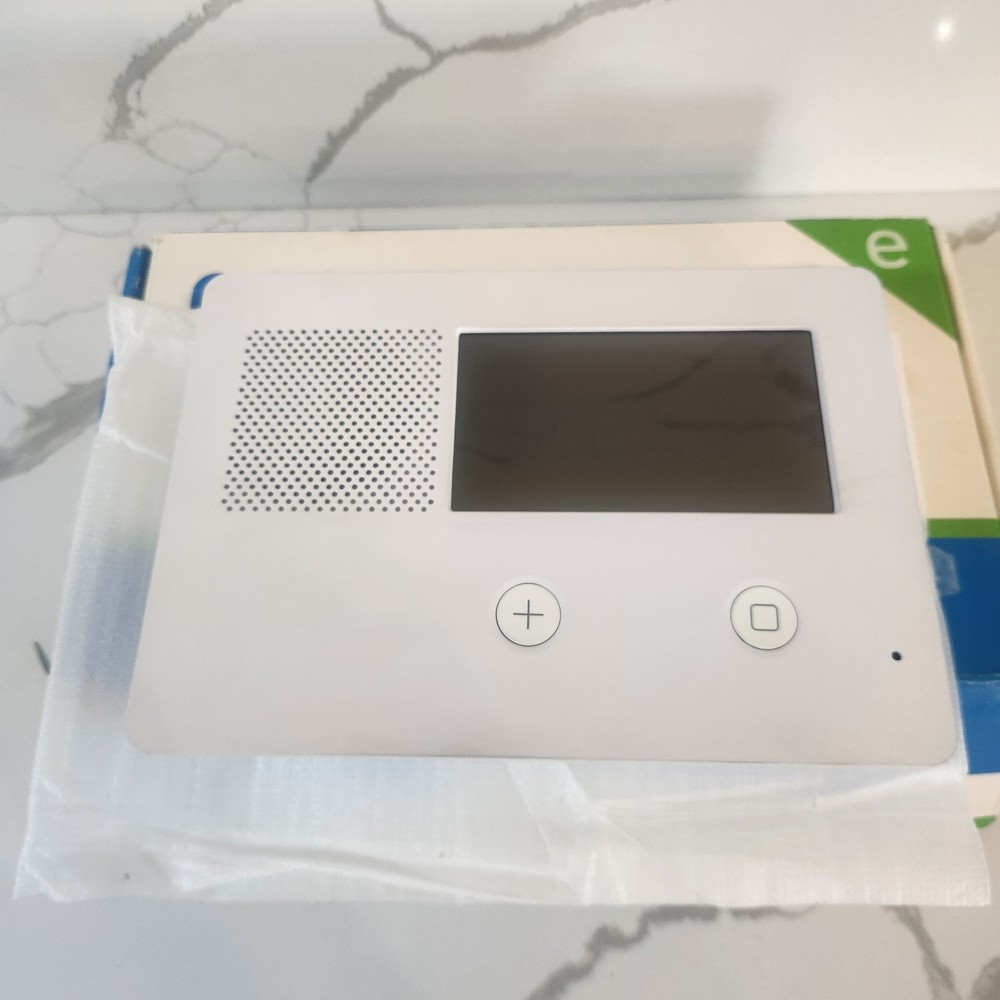 2GIG GC2e Security & Control Panel, 5" Touch Screen, Z-Wave Plus, Two-Way Voice