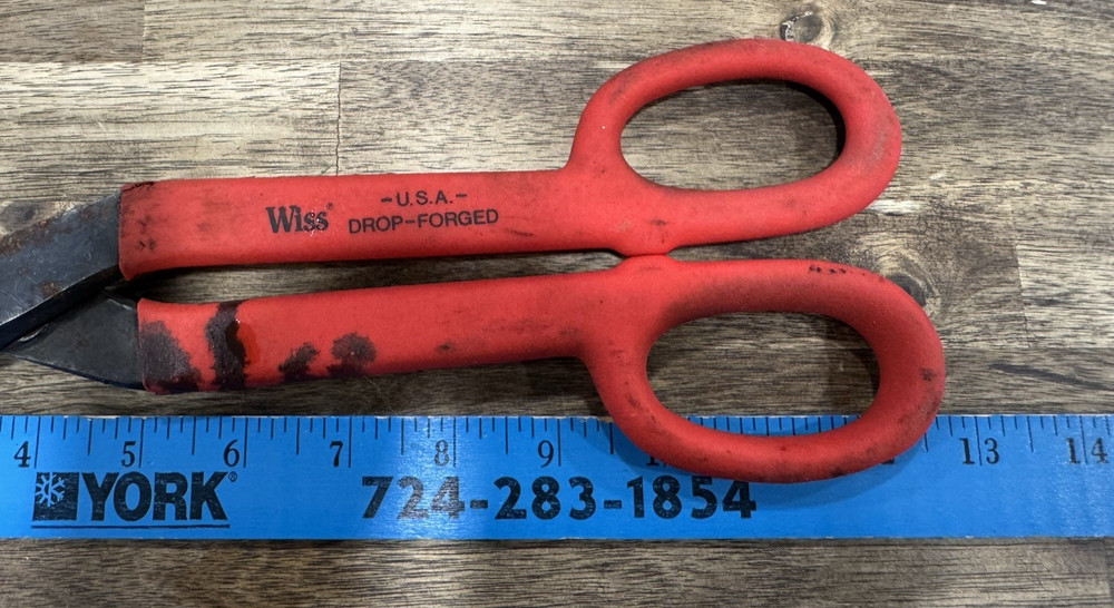 2 Wiss Tin Snips