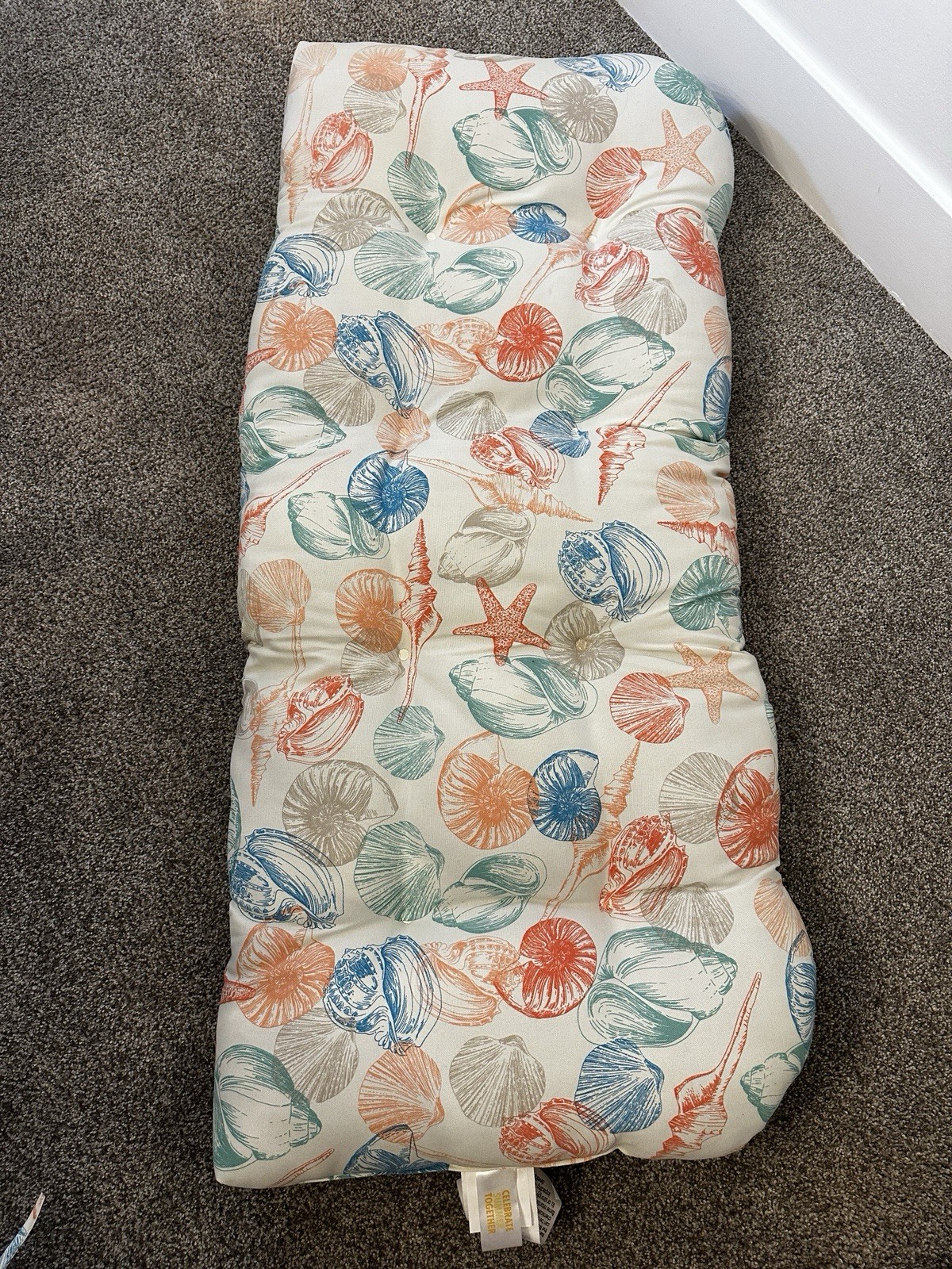 OUTDOOR Patio CHAIR Tufted CUSHIONS (4) & Love Seat (1) BRAND NEW - 5 Total