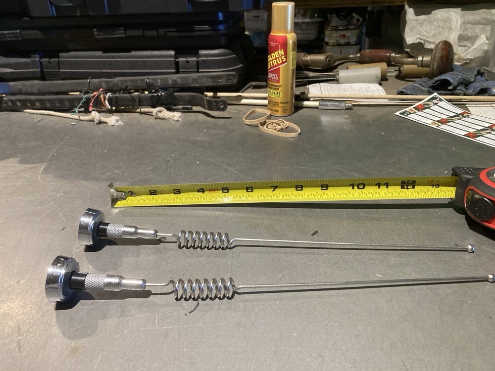 Two 800 mhz gain  NMO mount antennas without coax