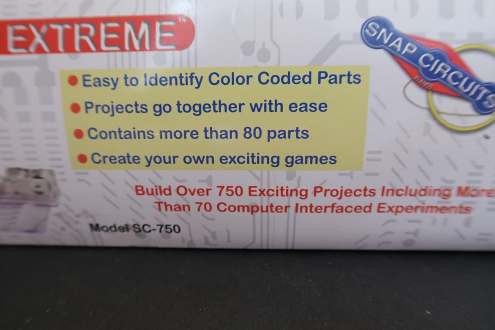 SNAP CIRCUITS EXTREME SC-750 Elenco Electronics Project Educational Kit COMPLETE
