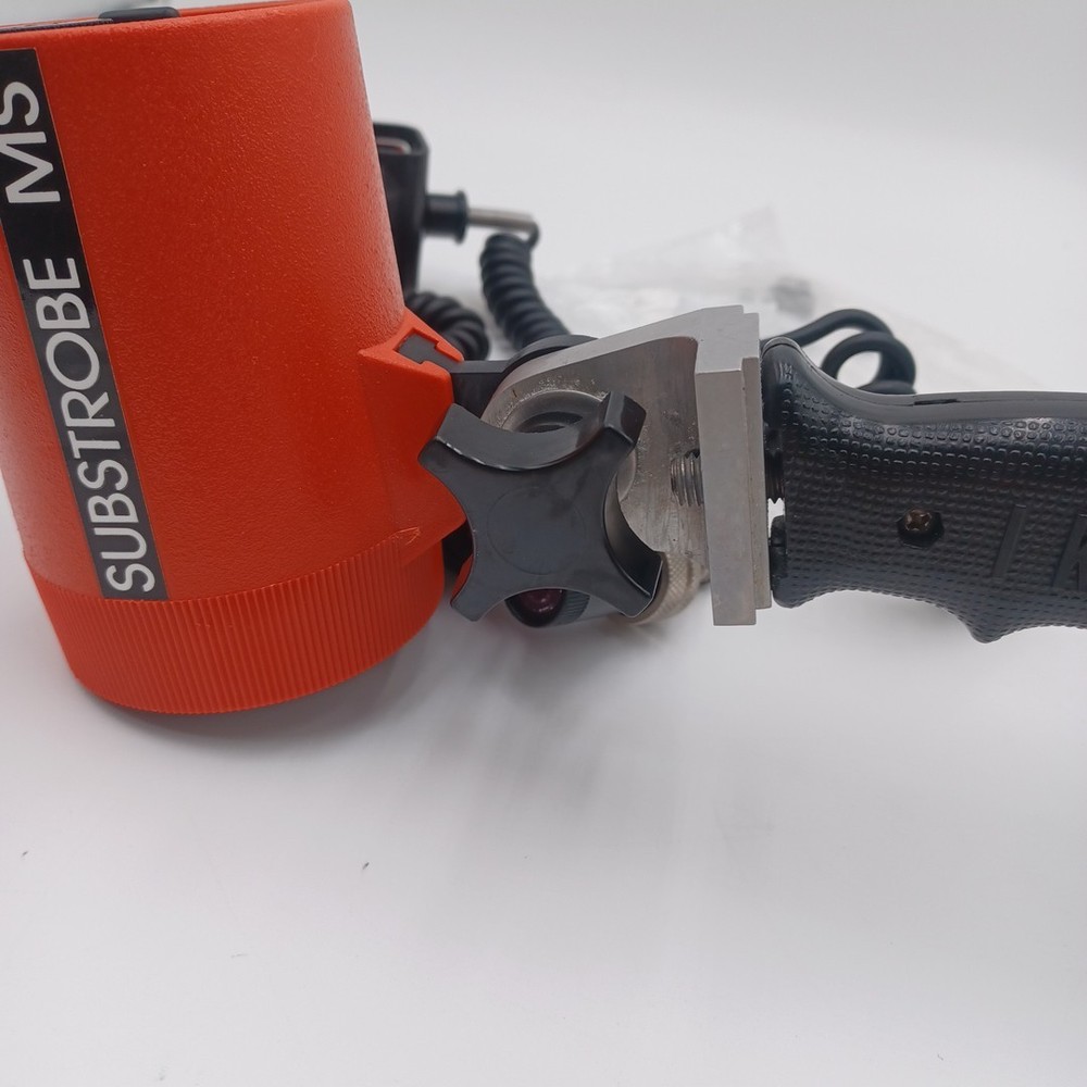 Scuba! Ikelite Substrobe MS underwater camera strobe and Camera Mount And Extras
