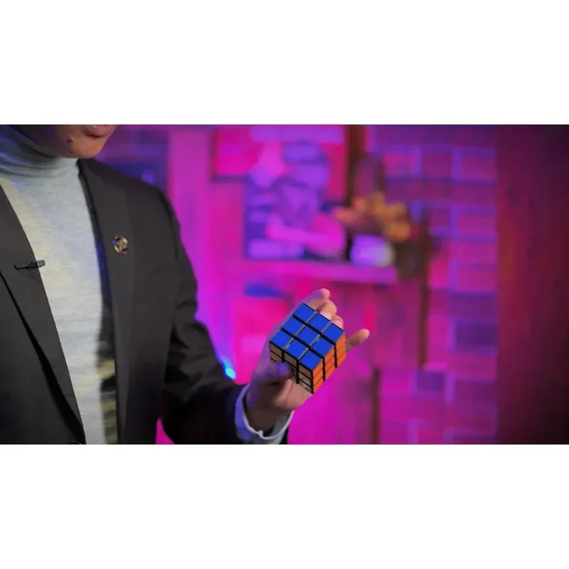 Chaos Cube Magic Trick – A Stunning Three-Phase Cube Solve Routine