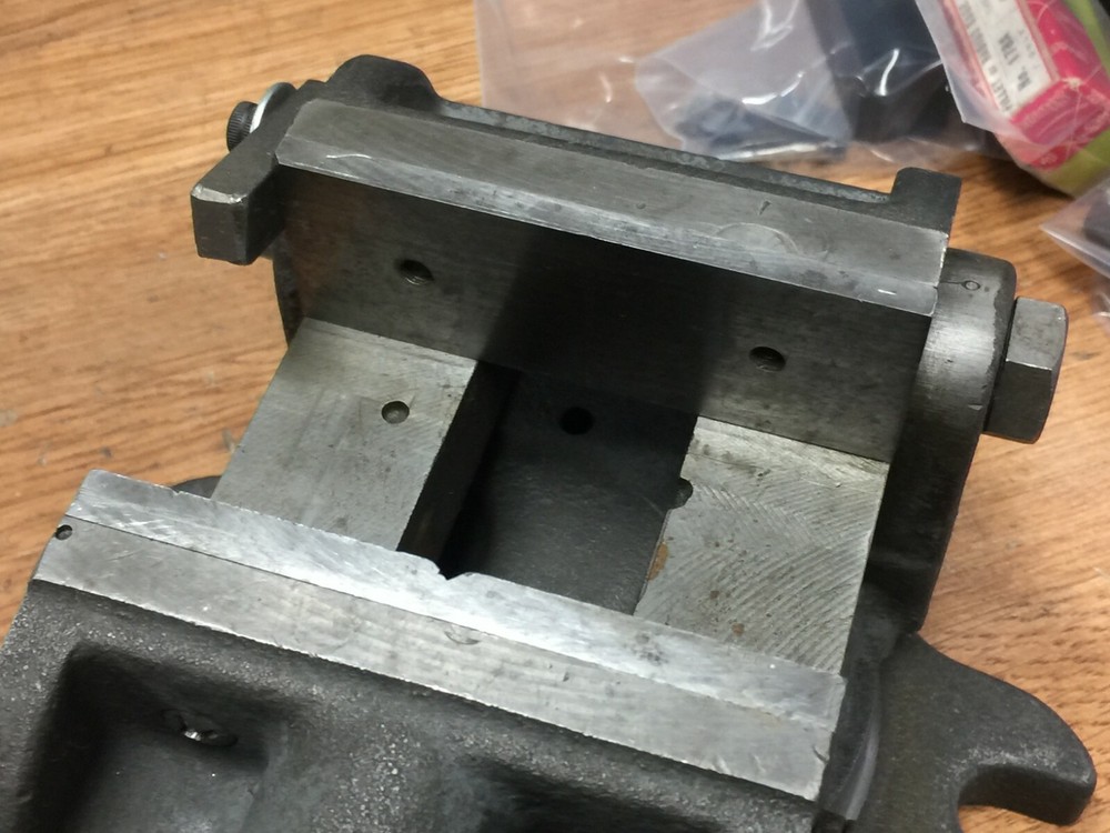 PALMGREN 4 " MILLING DRILL VISE TILING W/ 360 DEGREE BASE