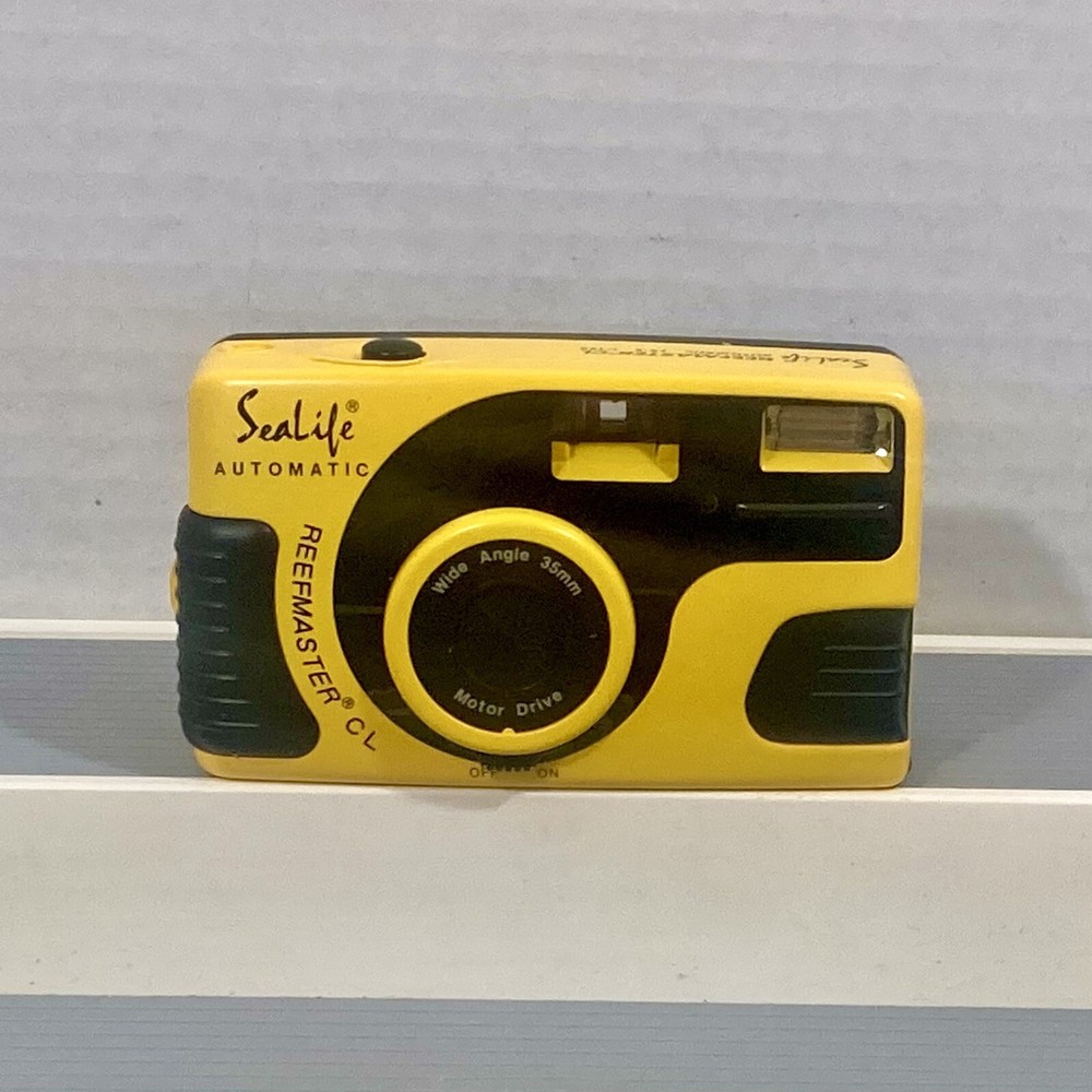 Sealife Automatic Reefmaster CL Wide Angle 35mm Dive Camera w Underwater Case