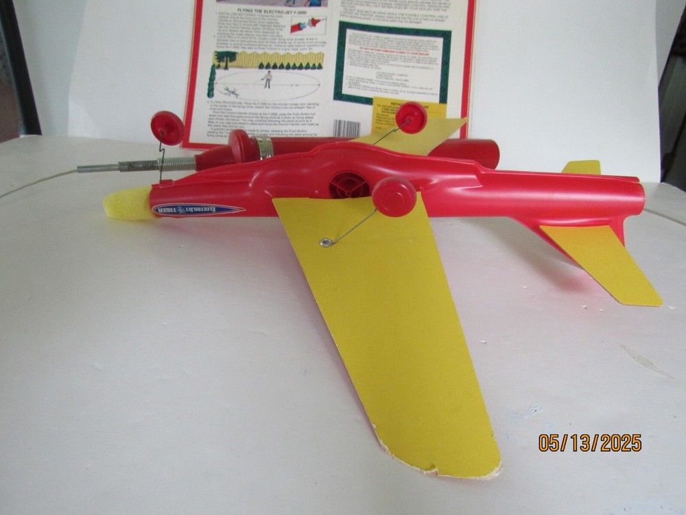 Tethered Electro Jet F-2000 Stanzel