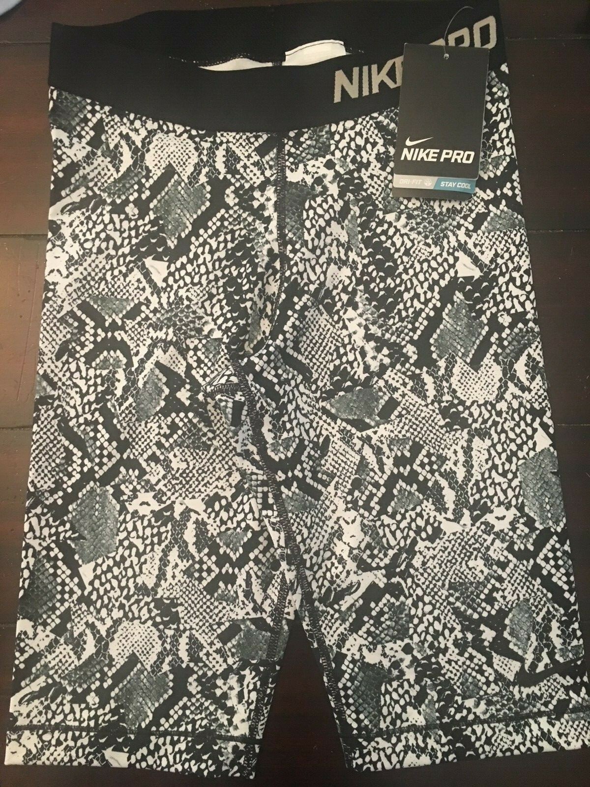 NIKE PRO SHORTS Women's Compression Shorts Spandex 2.0 3.0 NEW BEST PRICE Twist