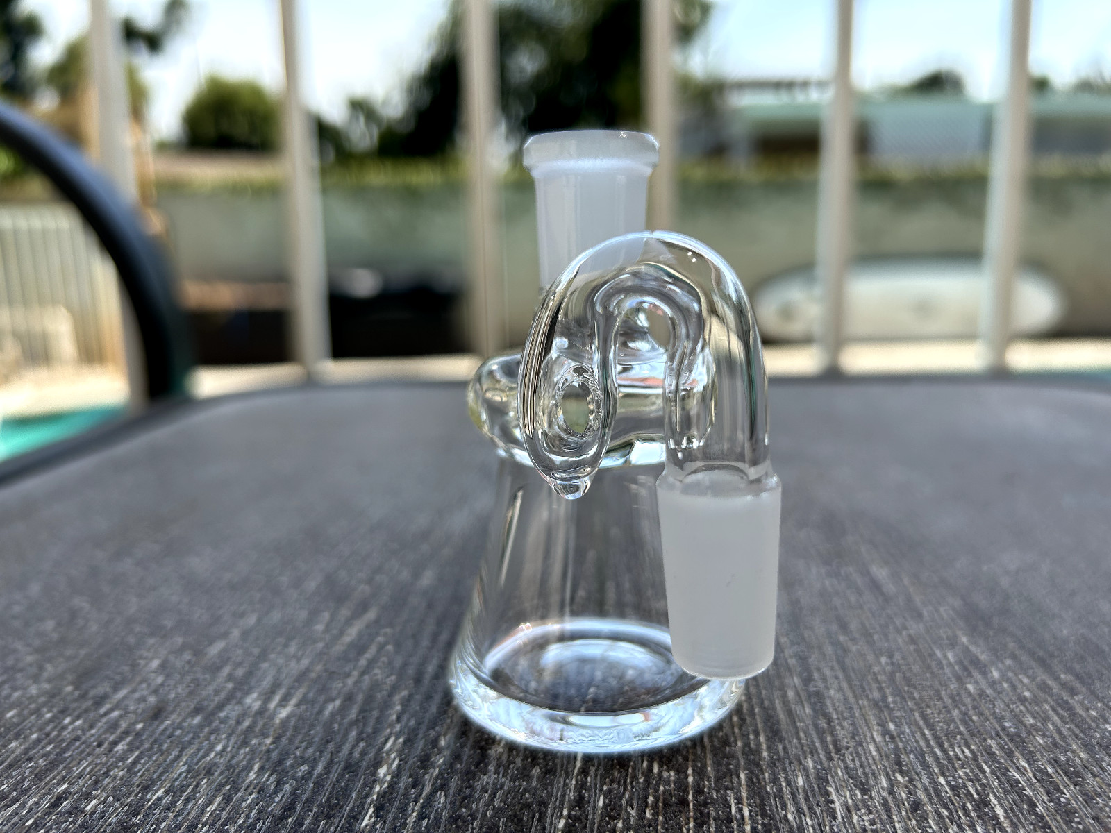 Premium Quality 14mm 90° Mini Dry Ash Catcher Tobacco Water Pipe Bong Bubbler
