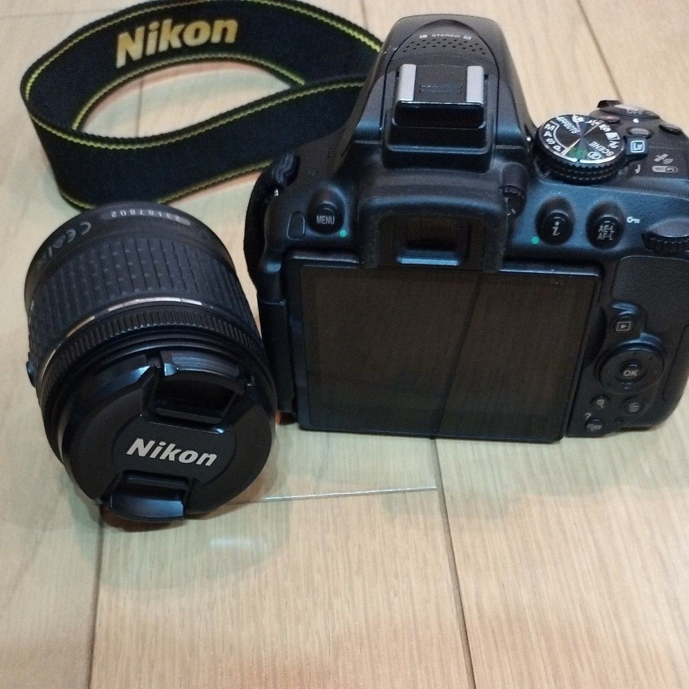single-lens reflex camera