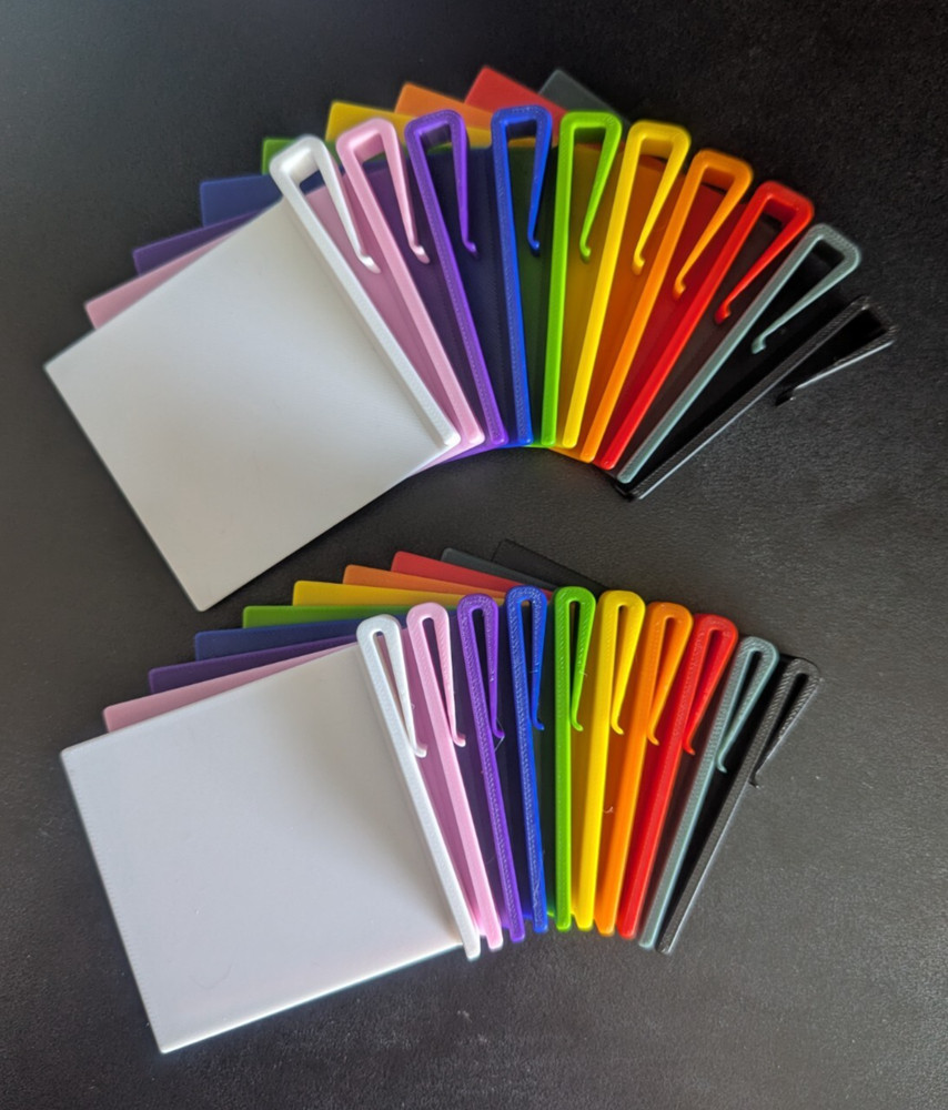 Card Divider with Retaining Clip