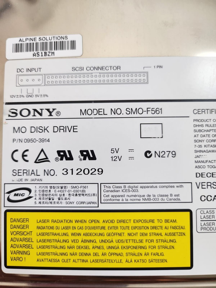 SONY MO DISK DRIVE SMO-F561