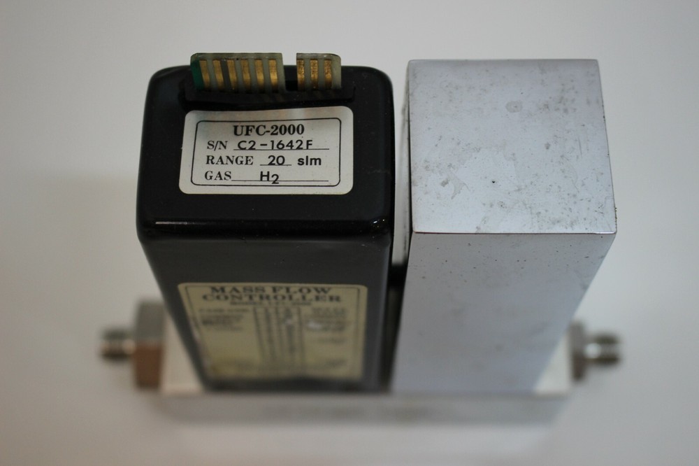 Unit Instruments UFC-2000 Mass Flow Controller, H2, 20 slm
