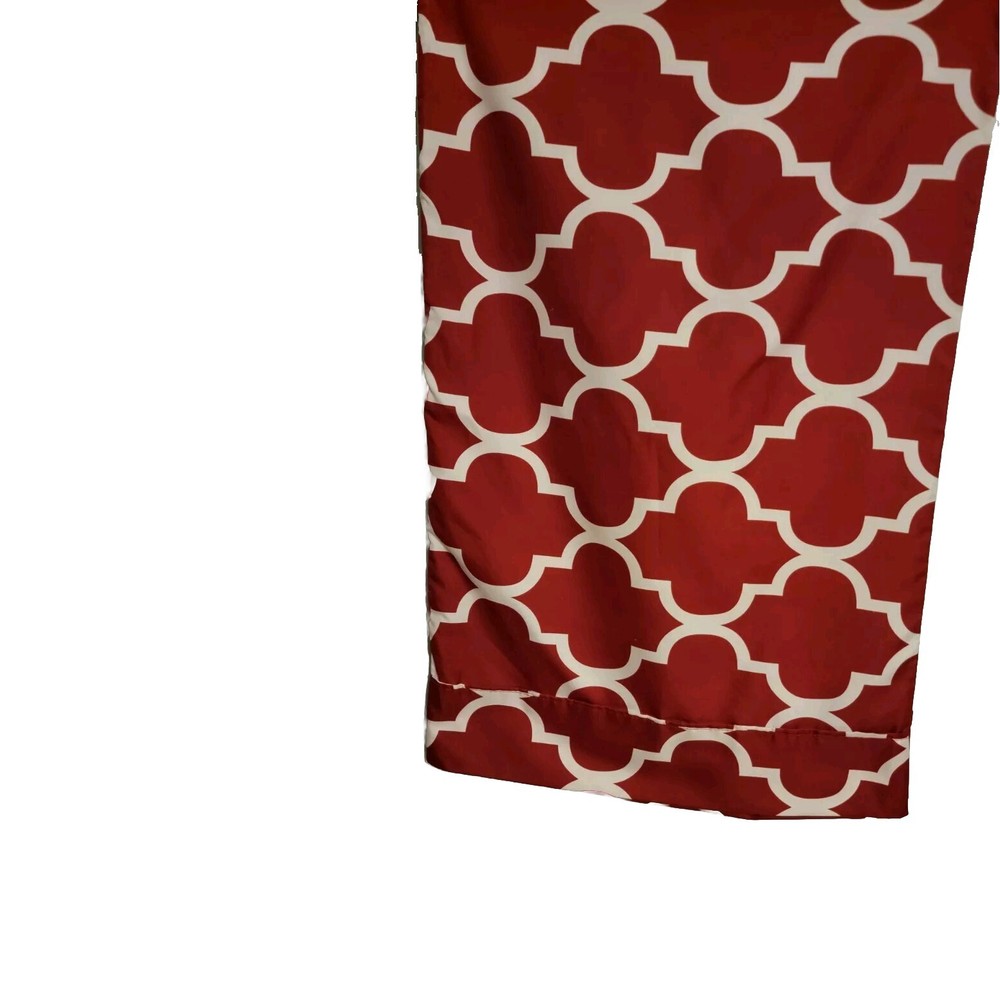 Set Oof 2 Red & White Abstract Design Pillowcases by Utopia Bedding. Stan/ Quee