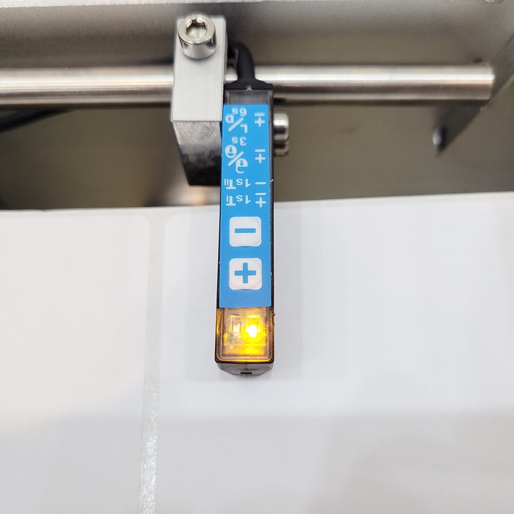 Round Bottle Labeling Machine Label Applicator Machine Packing Tool Ф0.47"-3.54"