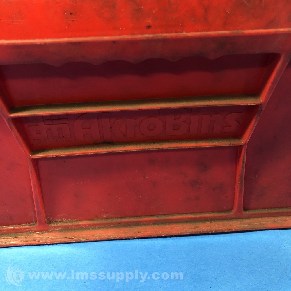 Akro Mils 30 230-1 Red Hang and Stack Storage Bin USIP