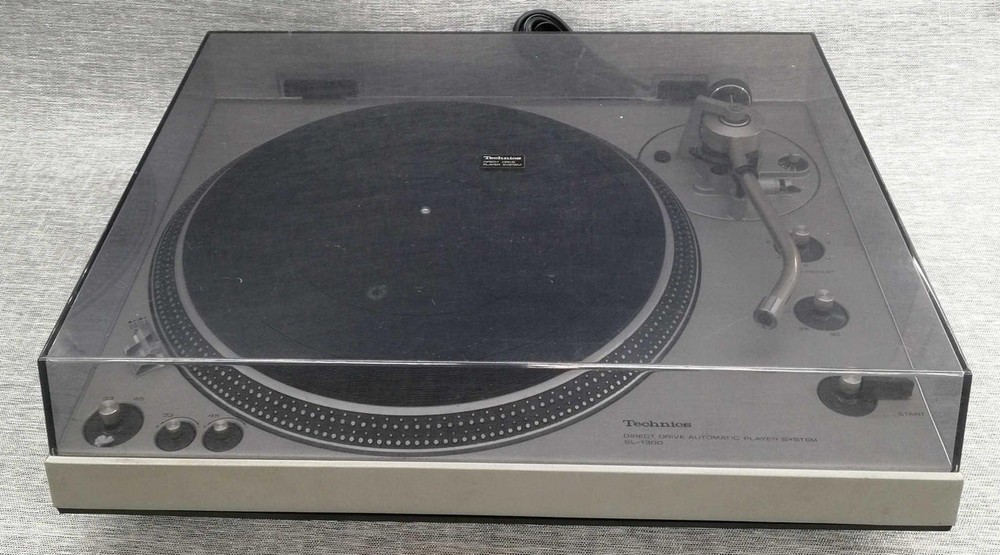 Technics SL-1300 Direct Drive Turntable Record Player Vintage Working