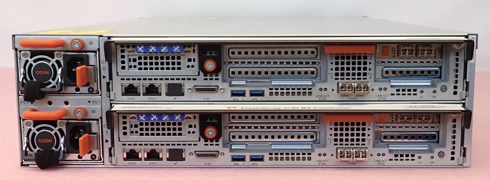 Pure Storage FA-M10 FlashArray M10 20x 2.5" SAS Bay 2x M10 R2 Controller 2x PSU