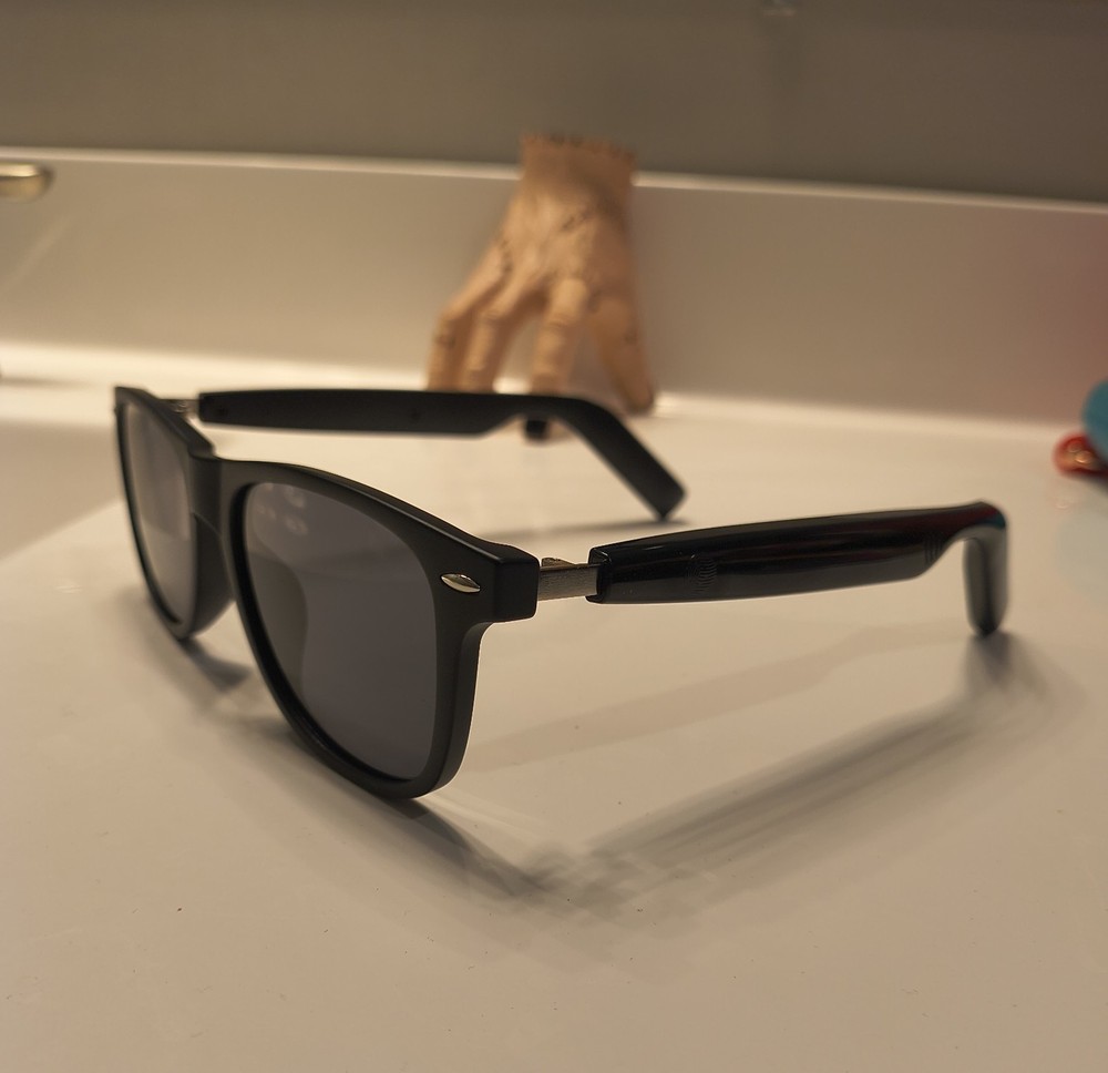 Smart Black Sunglasses Bluetooth Audio Touch Control