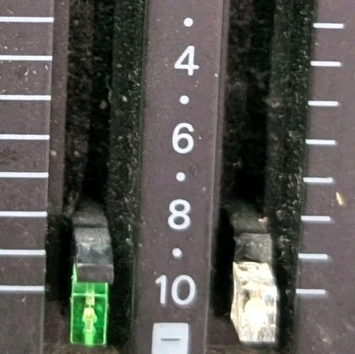 Onkyo Integra Stereo Graphic Equalizer 12 Band EQ-35 Damage Knobs Holder Works