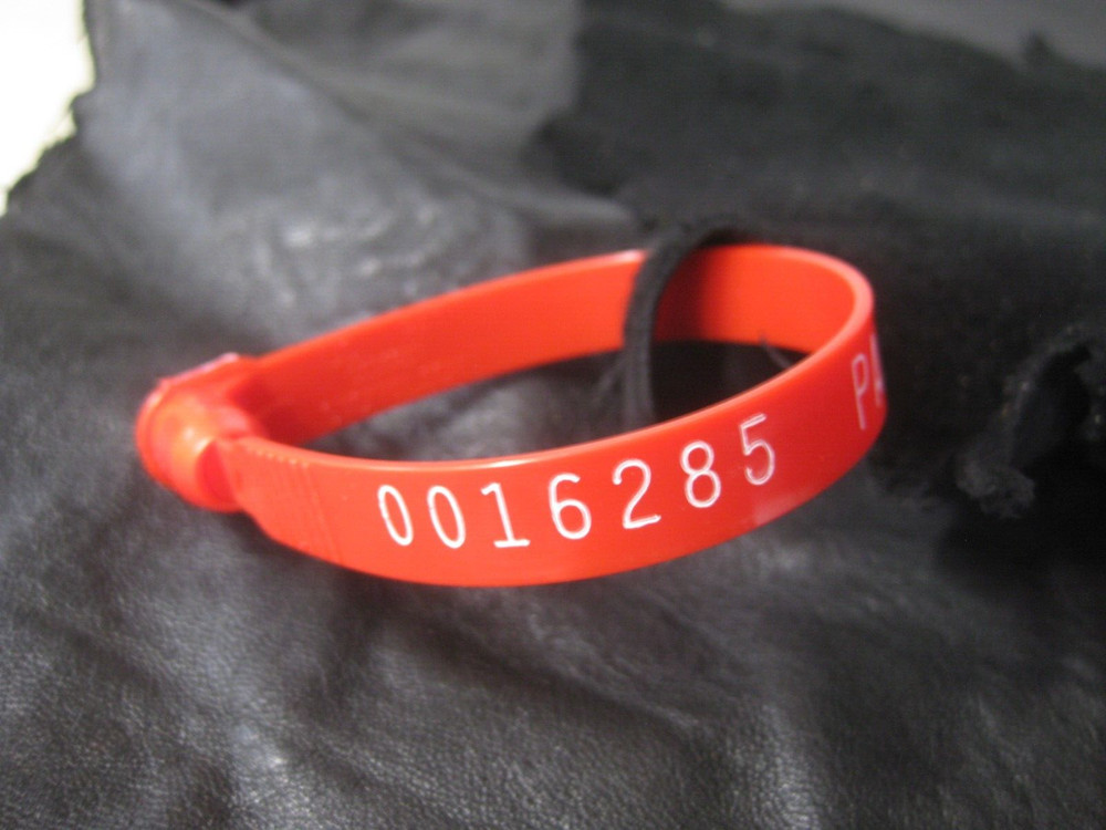 Top Grain Deer Leather # 0016285 Row 29