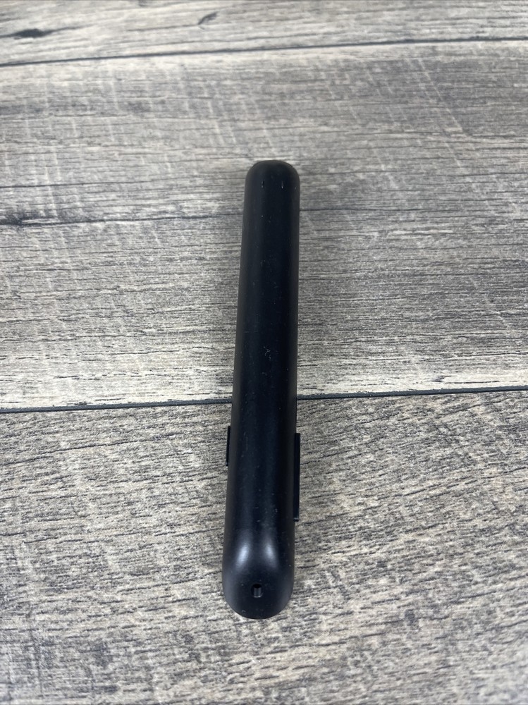 Wireless Presenter Pointer PowerPoint Clicker, RF 2.4GHz Mouse Volume (white)