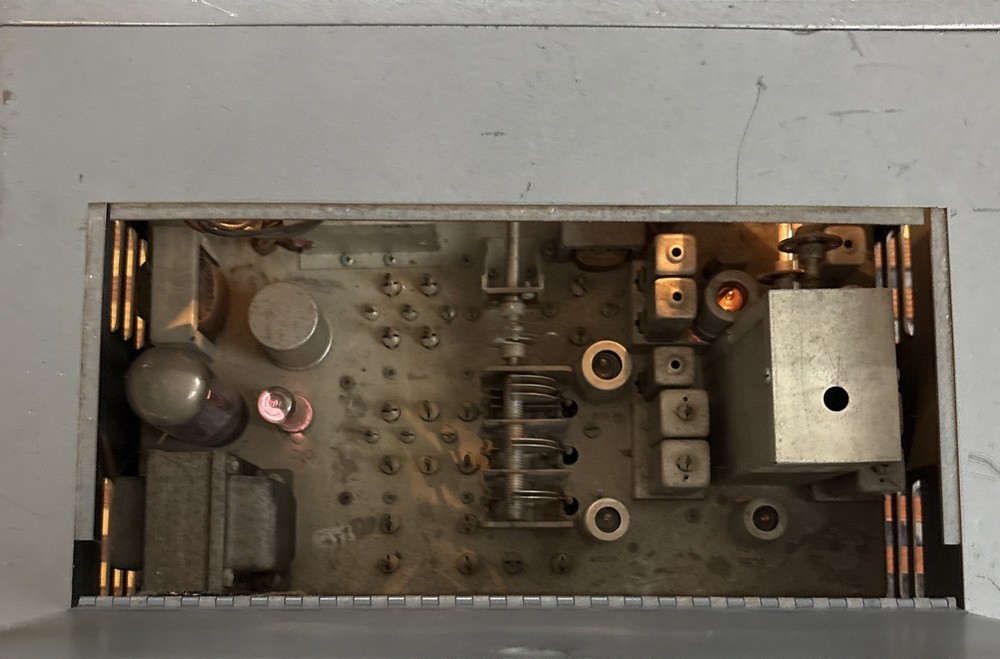 RME Electro-Voice 4350 Dual Conversion Ham Receiver – Powers On / Lights – AS-IS