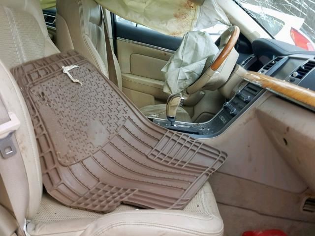 2009 Lincoln MKS Center Dash Screen - Used, Dull, No Anti-Theft Code