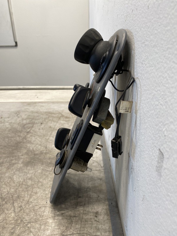 2005 Freightliner Columbia Climate Control (718-11220)