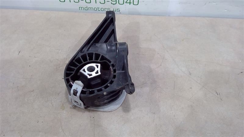 2022 CHEVROLET TRAVERSE AUTOMATIC TRANSMISSION FRONT MOUNT BRACKET