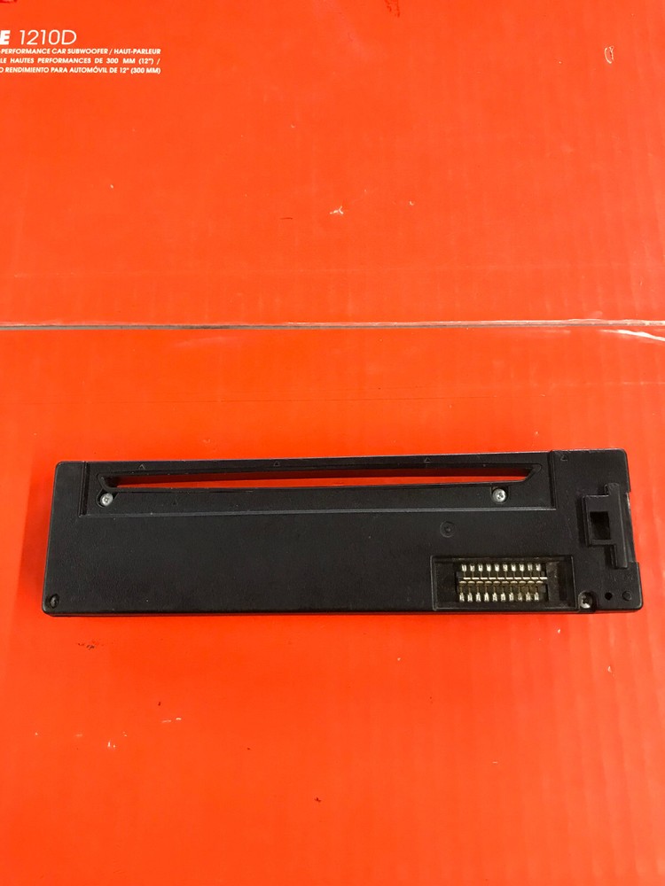 JVC KD-R440 faceplate