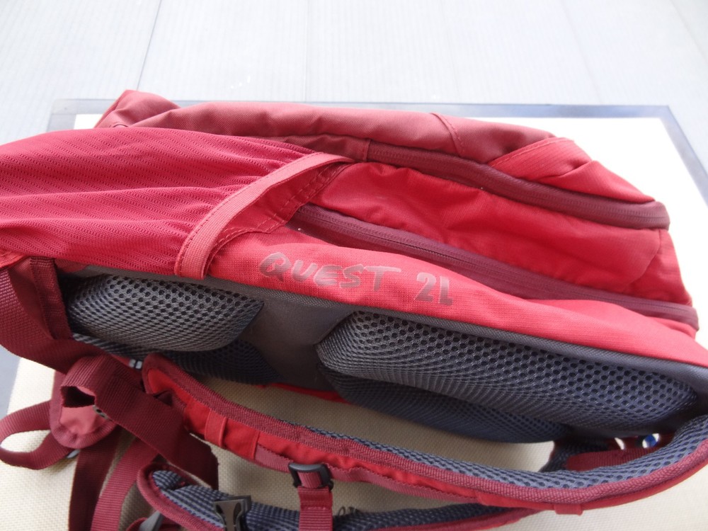 Quest Hydration Backpack 2L -Red Maroon -"LIFEGUARD"