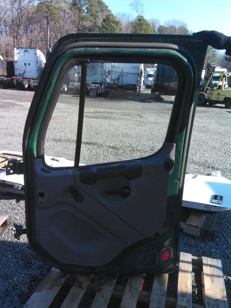 For 2007 FREIGHTLINER M2 106 2002-2014 DOOR ASSEMBLY Right , MD