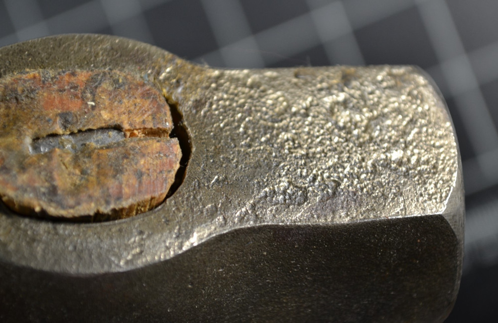 BLACKSMITH ROUNDING FORGING HAMMER - BLACKSMITH MADE - 2 1/2# - UNUSED