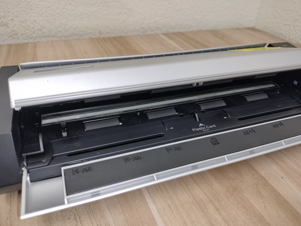 Plustek MobileOffice D428 600dpi Duplex Handheld Sheetfed Scanner