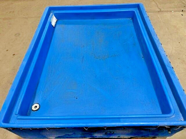 PLASTIC POLY WASHING TABLE ON CASTERS DRAIN STORAGE COMPARTMENT