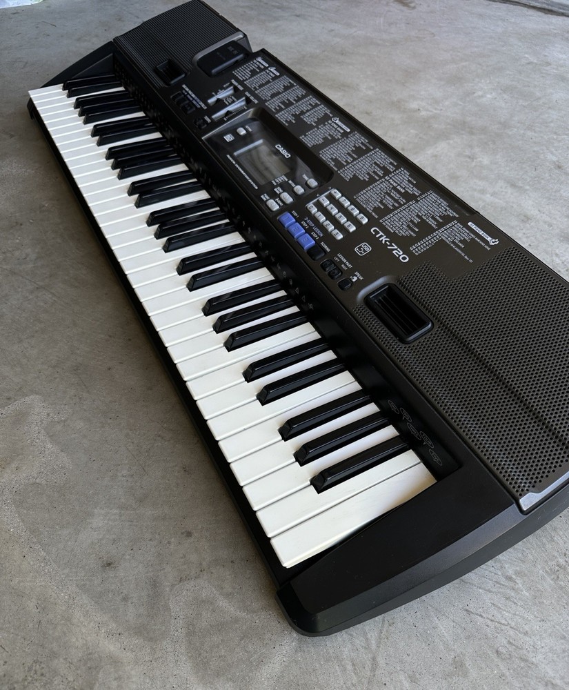 Synthesizer Casio CTK-720