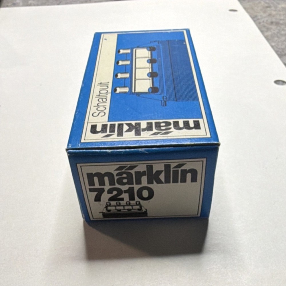 Märklin 7210 Switch Panel Plastic Blue Yellow Red Model Railroad Control Device