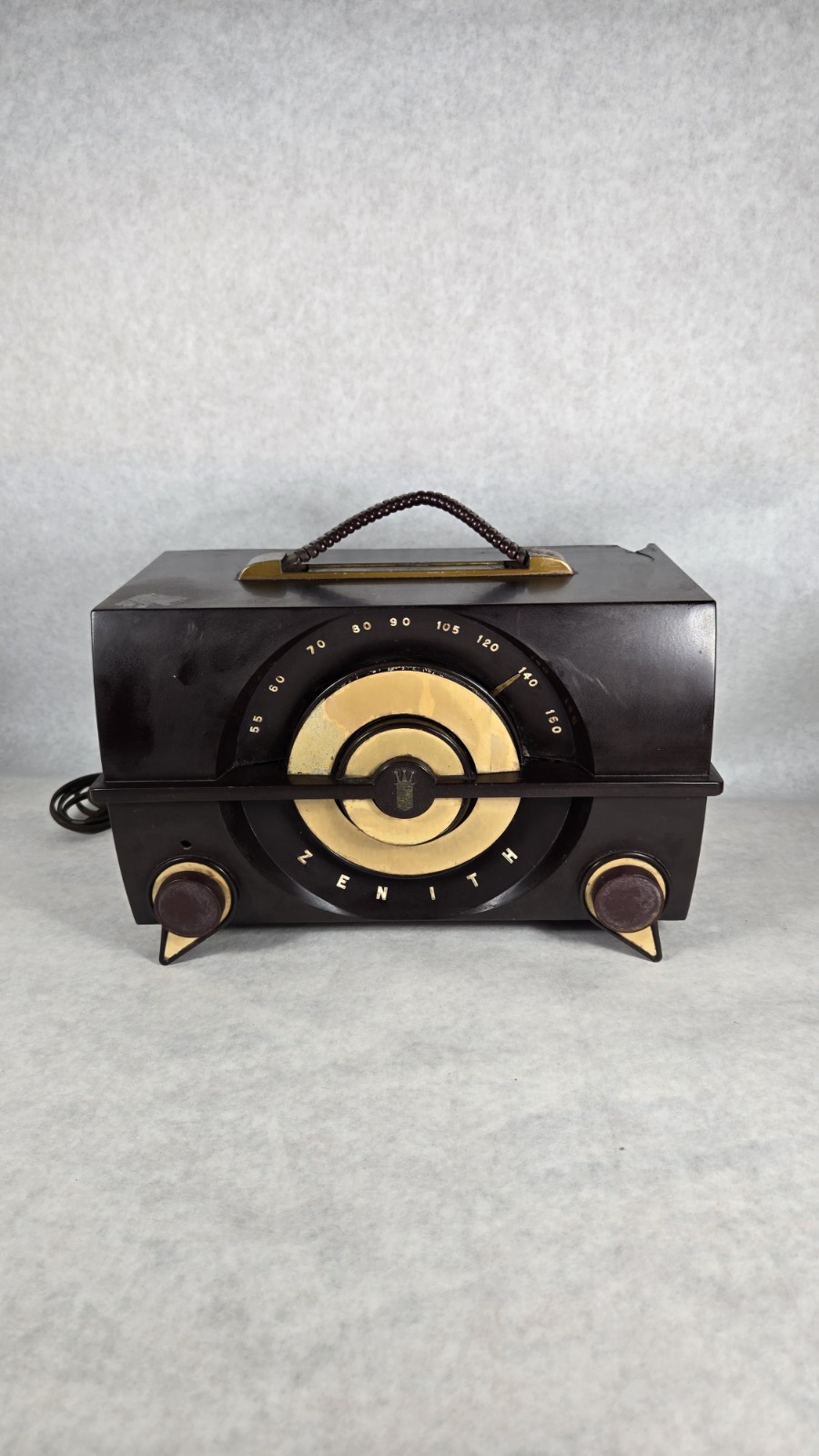 Vintage MCM Zenith Model J615 AM Tabletop Tube Radio POWERS ON/PARTS See Photos