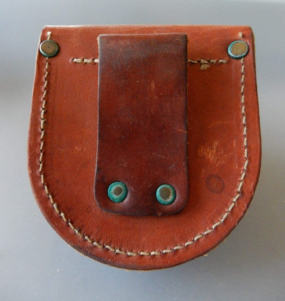 Sturdy Leather handcuff Holster Belt Pouch EUC