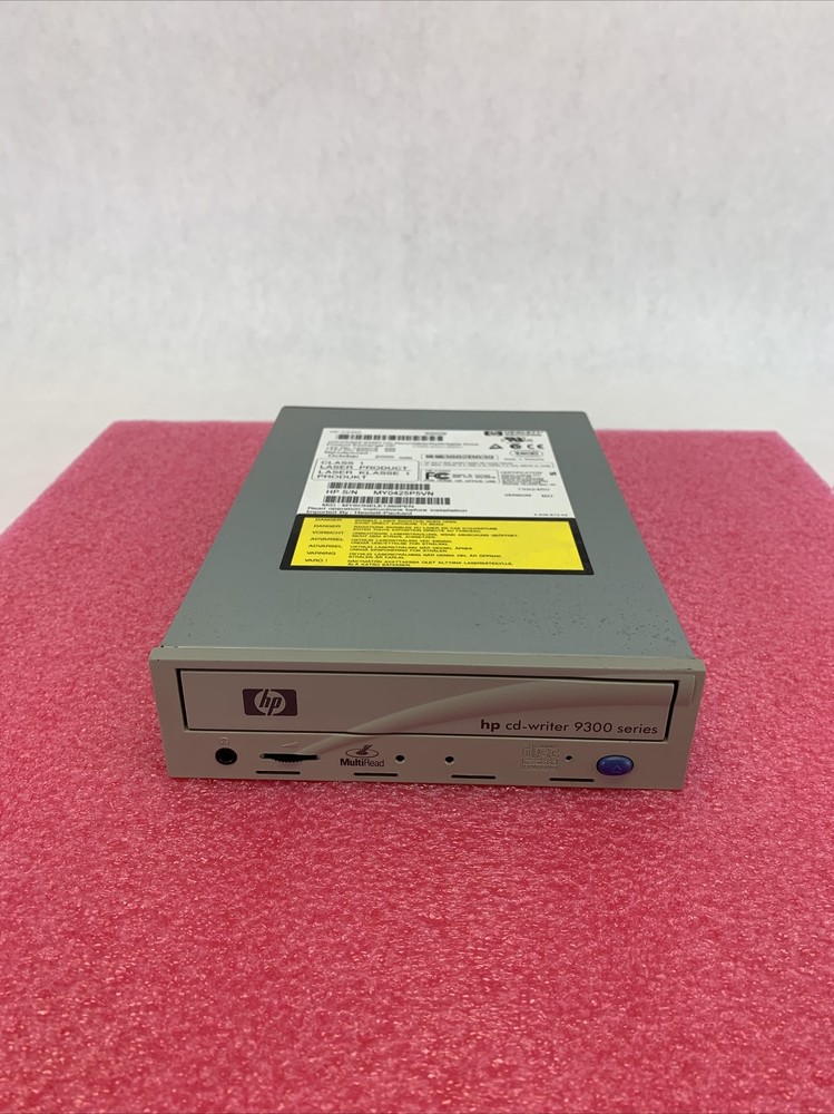 HP CD-Writter 9300 Multi Reader C4492 Tested