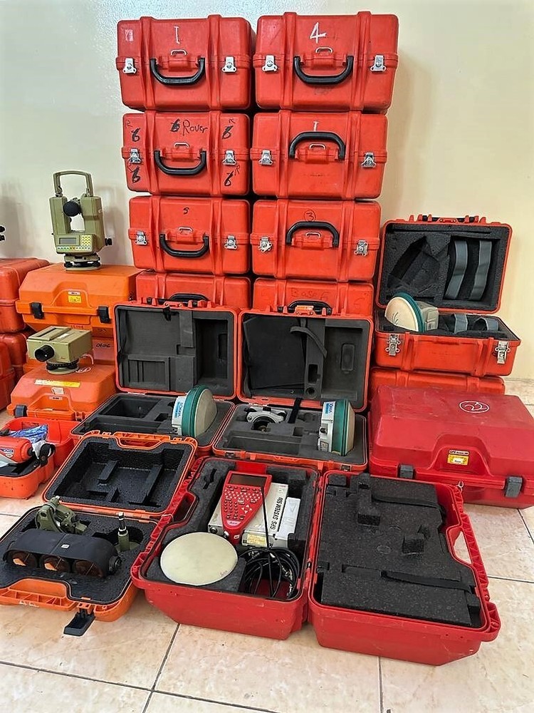 Sokkia C32 Automatic Level with carry case.