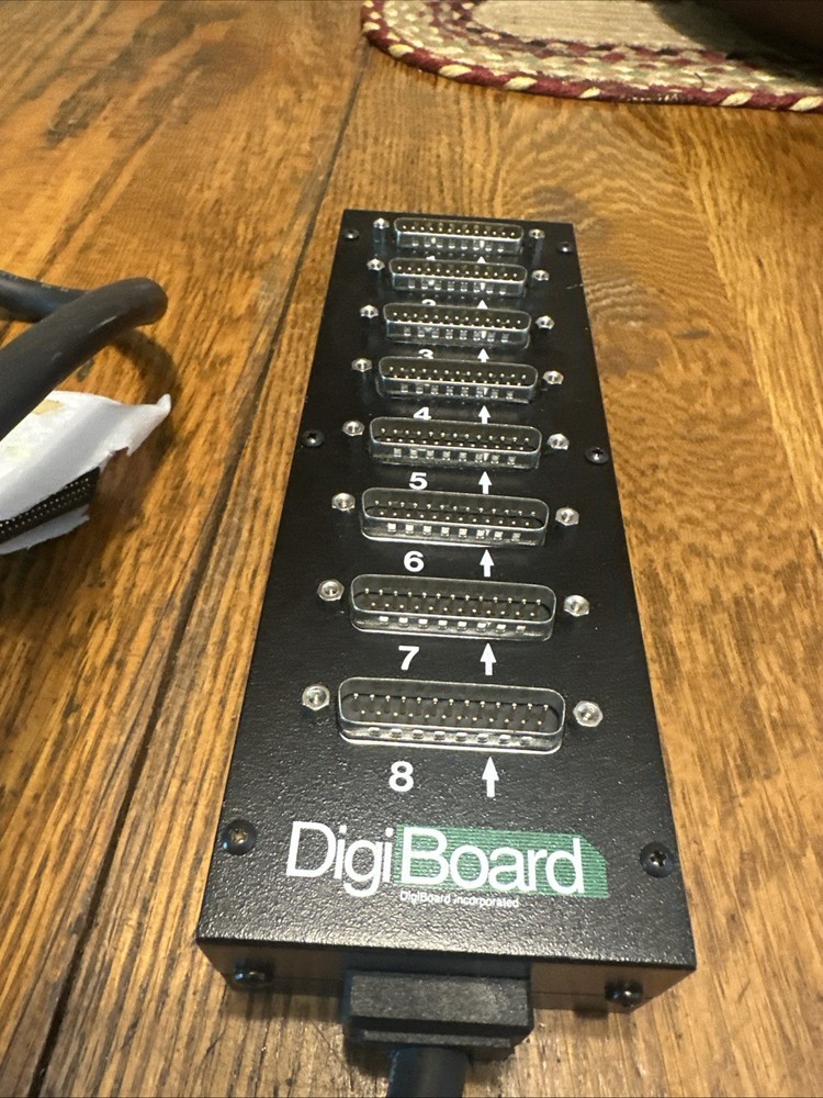 Digi (1P)50000007 8-Port DB25M DTE (No Box)
