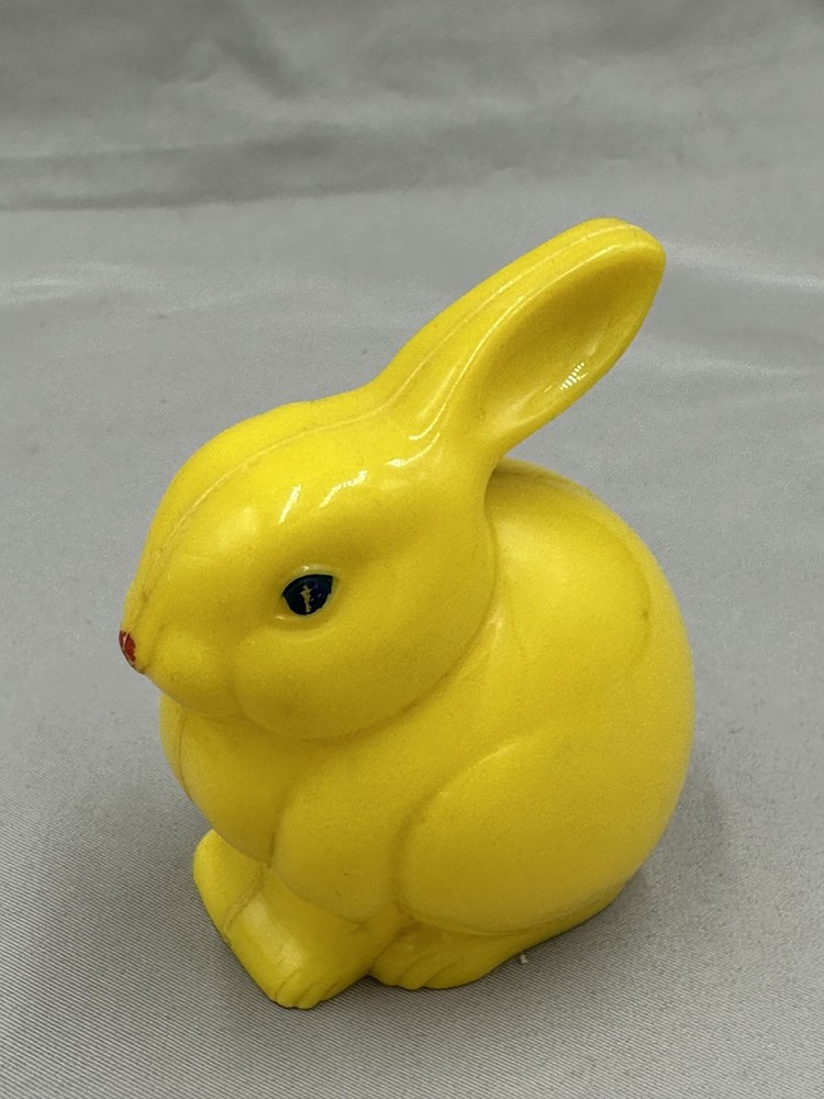c 1950 IRWIN Knickerbocker EASTER BUNNY Rabbit RATTLE Toy Hard Plastic