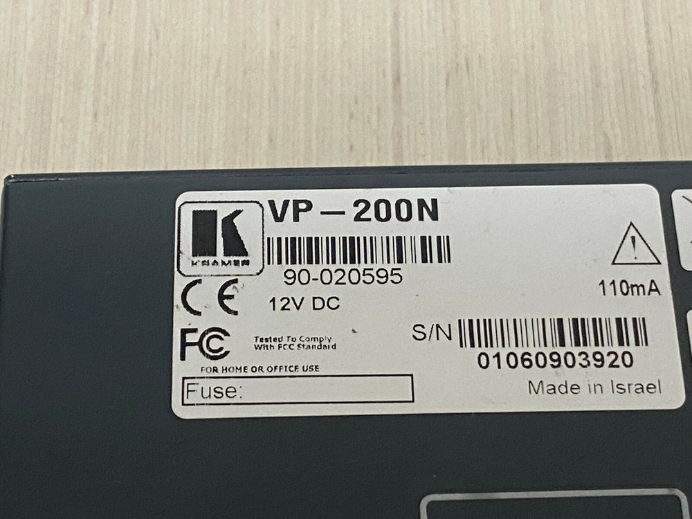 BB15: Kramer VP-200N 1:2 High Resolution XGA Distribution Amplifier