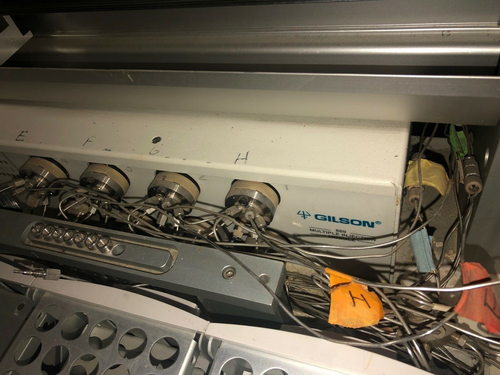 Gilson 215 Liquid Handler and 889 Multiple Injection Module